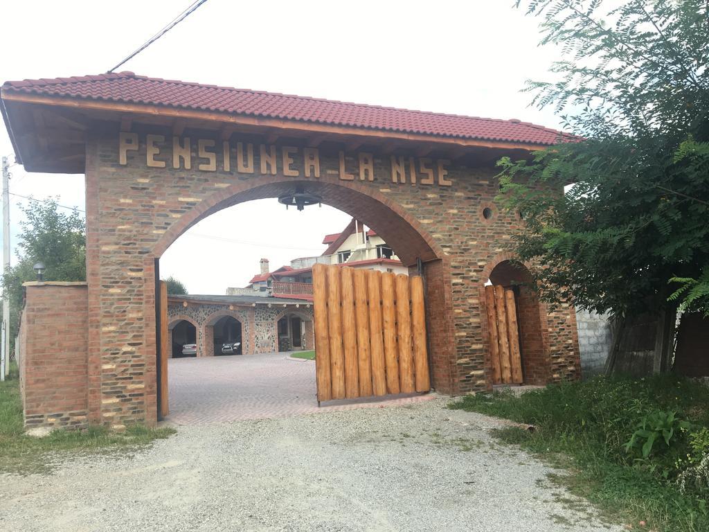 Pensiunea La Nise Simbata de Sus Exterior photo